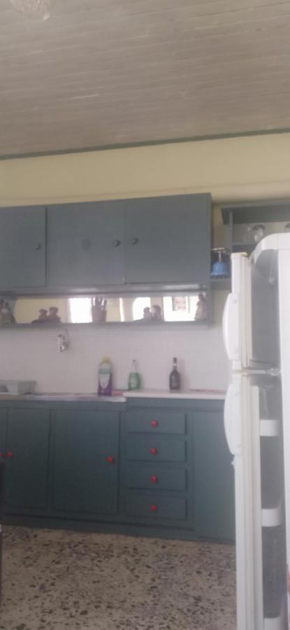 Cozy House 3 Apartment Vrachati Ngoại thất bức ảnh